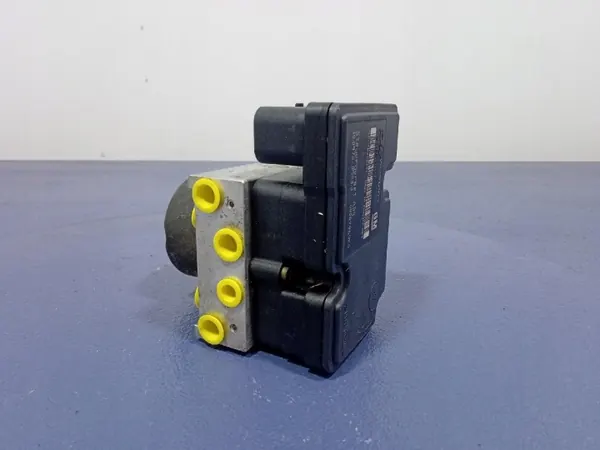 ABS-pomp OEM 13157575 voor Opel Astra III H 1.7 CDTI image 3
