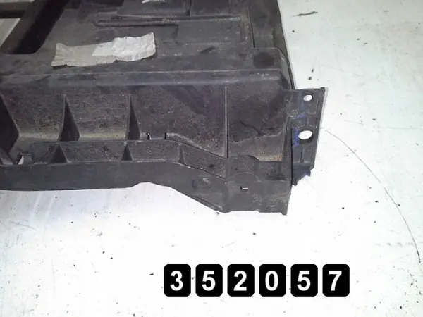 OEM AM-352057 etupaneelin klipsi Citroen DS3 2013 image 5