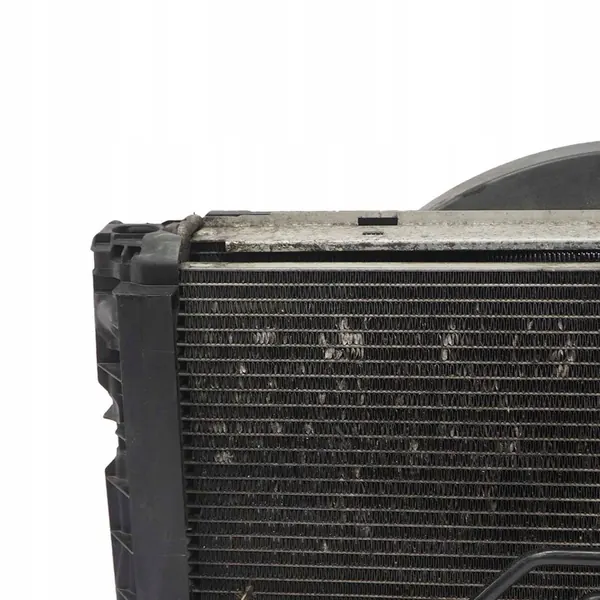BMW E84 E87 E90 Tuulettimen Jäähdytin Diesel OEM image 6