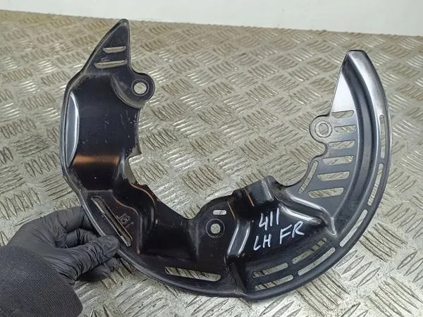 2024 Toyota GR 86 Protetor de Freio Dianteiro image 1