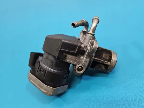 Válvula EGR usada OEM AC8160500479 para Mercedes 2.0 CDI image 6