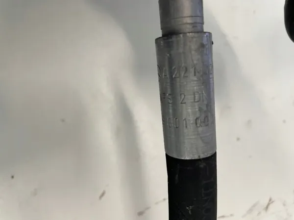 Ohjausletku OEM A2213203272 Mercedesille image 3
