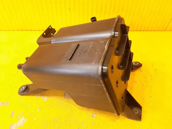 Filtre à charbon Porsche Cayenne 7P OEM 7P0201801C image 3