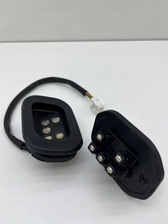OEM 252163605R Fecho Porta Corrediça Trafic III image 2