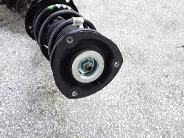 Mangueta derecha OEM 2Q0413031BA para VW Polo image 3