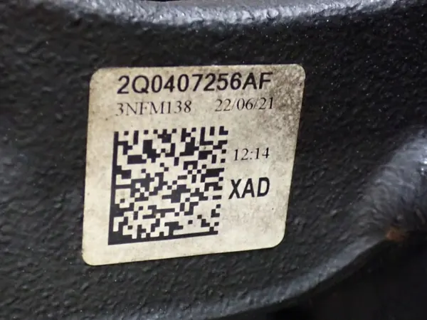 Mangueta derecha OEM 2Q0413031BA para VW Polo image 7