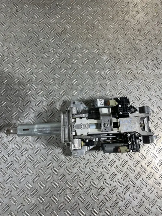 Mercedes-Benz ohjauspylväs OEM A2054606701 image 2