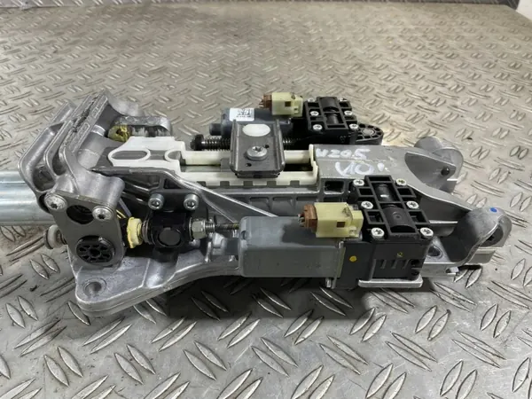 Mercedes-Benz ohjauspylväs OEM A2054606701 image 3