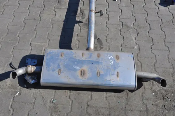 Volvo XC40 B4 Mild Hybrid Uitlaatdemper OEM 32317213 image 4