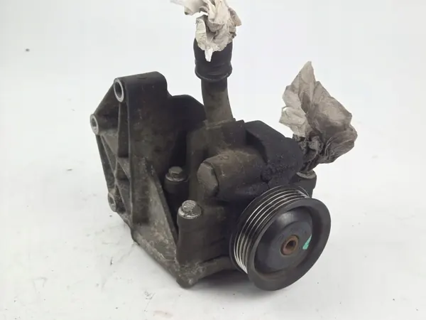 Ohjauspumppu FORD FIESTA MK6 1.4 16V OEM image 2