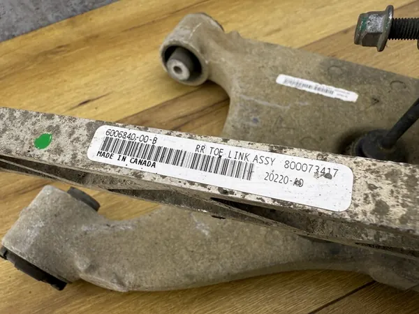 Assemblaggio braccio di controllo posteriore sinistro Tesla S RWD image 8