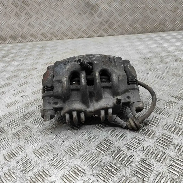 Bremssattel vorne Renault Master III image 5