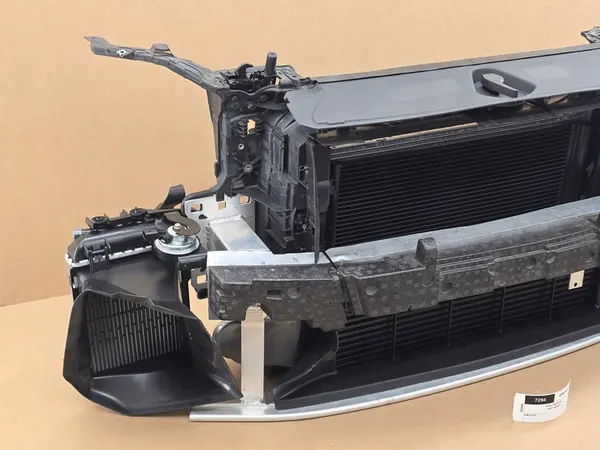 Radiador Frontal Audi Q3 RS RSQ3 2019- image 3