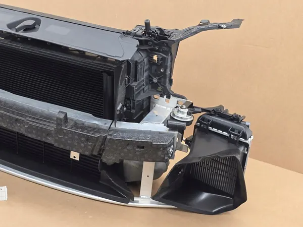 Radiador Frontal Audi Q3 RS RSQ3 2019- image 4