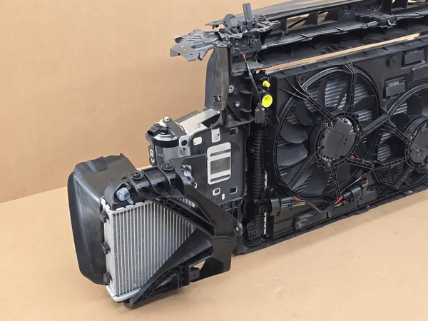 Radiador Frontal Audi Q3 RS RSQ3 2019- image 5