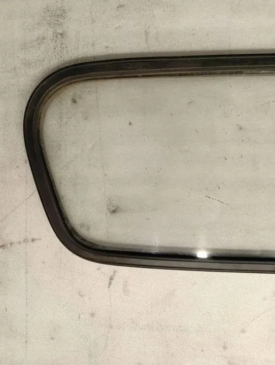 Bakruta OEM 43R001583 för Renault Master III Skåpbil image 2