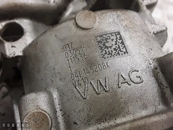 Skoda Octavia Ölpumpe OEM 04L145208K 1.6 TDI image 9