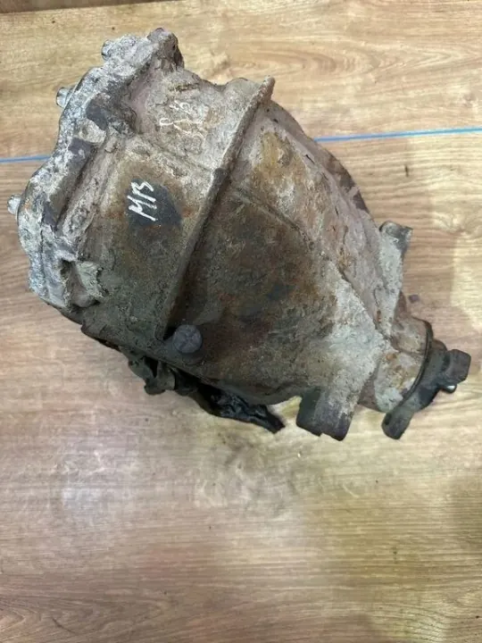 Taka-akselin tasauspyörästö MERCEDES-BENZ E (W211) A2303510105 image 2