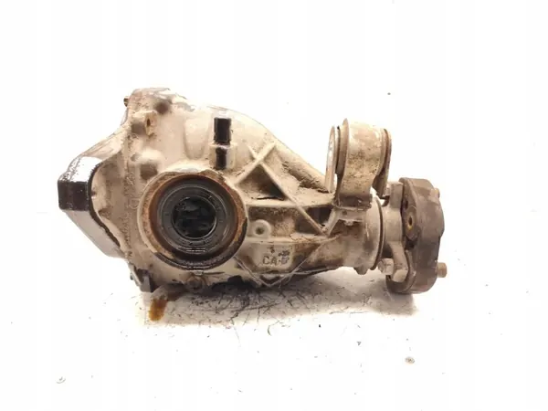 Mercedes E-Class Rear Diff A2093510205 image 5