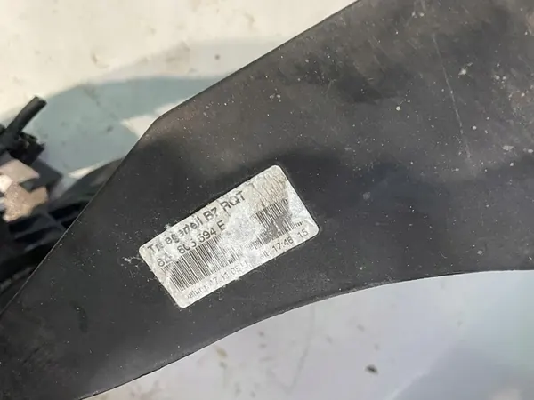 Suporte de radiador dianteiro Audi A4 B7 2.0 TDI TFSI image 6