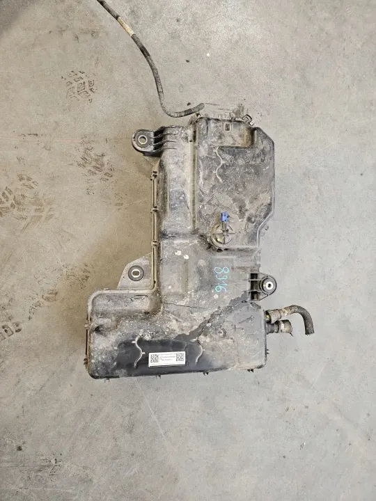 AdBlue tankpomp OEM 2N0131969A 7E0131877J VW T6 image 2