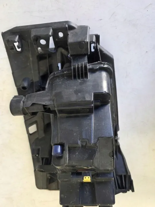 Gebrauchtes Rechtes Halogenscheinwerfer OEM 2G0941662 VW Polo image 7