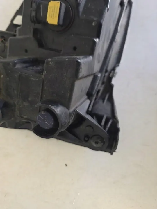 Gebrauchtes Rechtes Halogenscheinwerfer OEM 2G0941662 VW Polo image 9