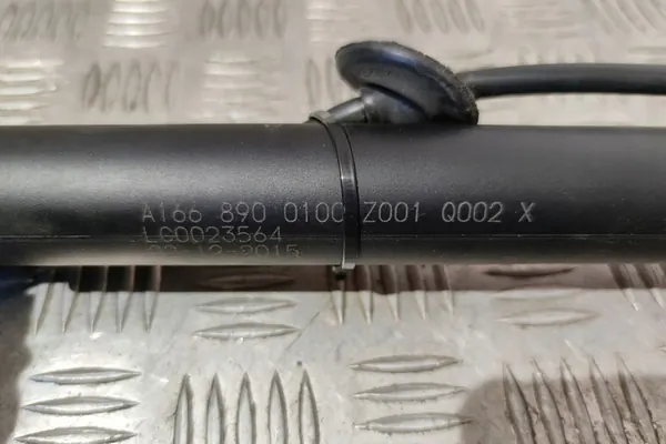 Oikea tavaratilan toimilaite MERCEDES-BENZ GLS (X166) A1668900100 image 3