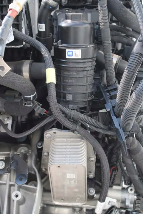 Refroidisseur d'huile OEM bt-cars-35130 BMW X5 X6 X7 image 4