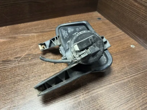 Farol de nevoeiro dianteiro direito OEM 19A555B Fiat Grande Punto image 3