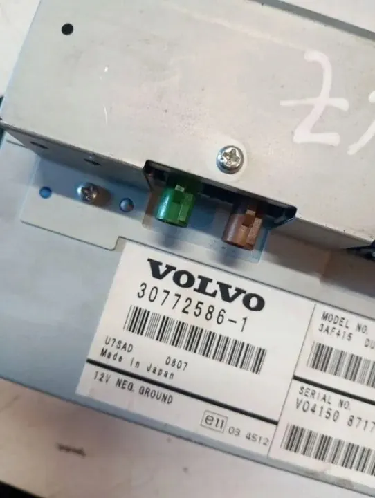 Volvo XC60 Navigationsbildschirm OEM 30772586 2010 image 2