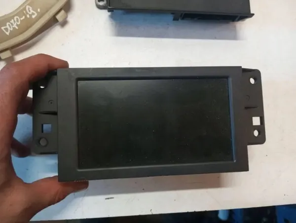 Volvo XC60 Navigationsbildschirm OEM 30772586 2010 image 4