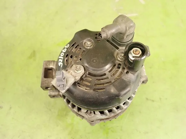 Vaihtovirtageneraattori HONDA CIVIC VIII 2.2 D 2006 OEM 104210-4860 image 6