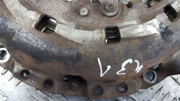 Conjunto de embreagem completo Audi A6 S6 C5 2001 OEM 059141031J image 4