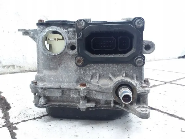 Inversor de voltaje OEM 6G20047140 Toyota Prius 2010 image 4