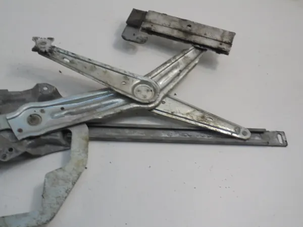 Mecanismo de janela elétrica dianteira esquerda BMW E36 image 3