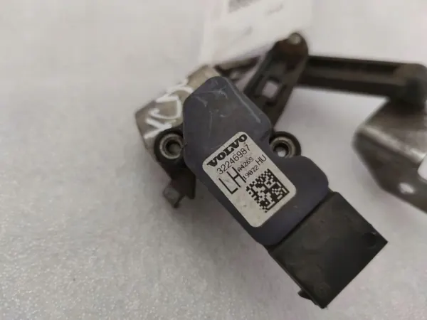 Sensor de Nivel Faros Volvo XC90 2019 OEM 32246987 image 3