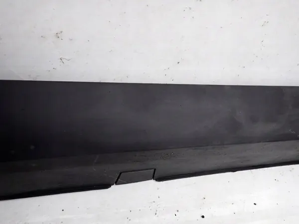 Tesla Model X 15-> Right Side Skirt OEM 1034219-00-E image 5