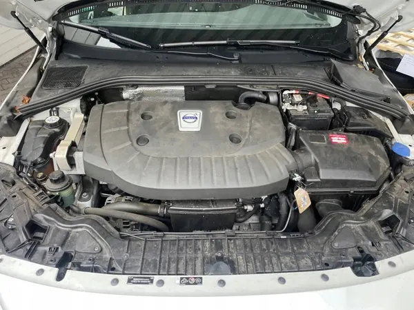 Snodo ammortizzatore anteriore sinistro Volvo V60 I 2.0 D3 image 8