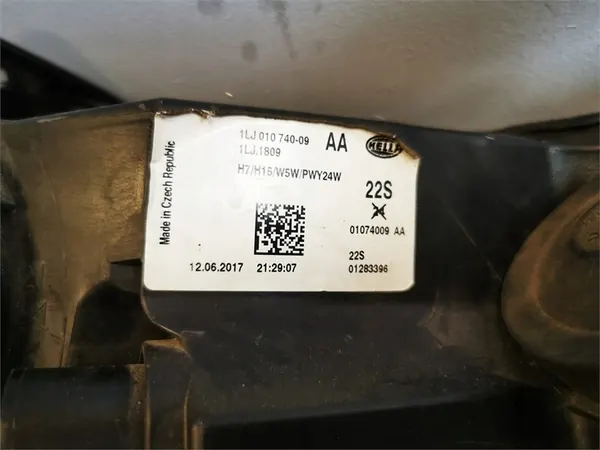 AUDI A3 8V 13-16 Faro Izquierdo 8V0941003J image 10