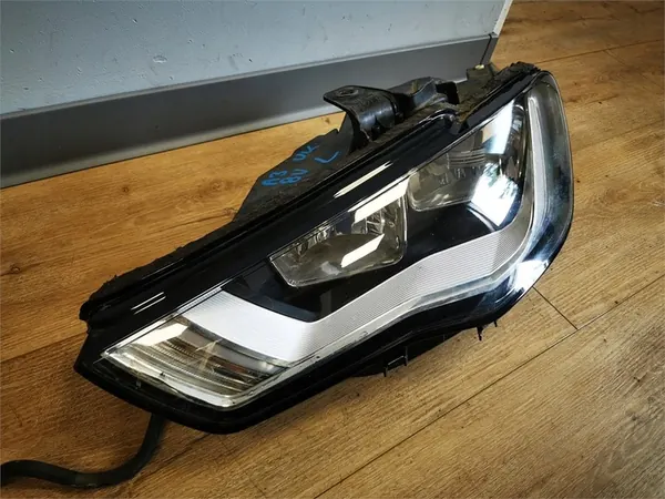AUDI A3 8V 13-16 Faro Izquierdo 8V0941003J image 4