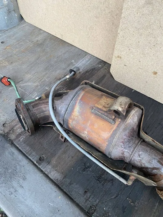 Ford Kuga II 2014 DPF-suodatin OEM CV615E211VC image 3