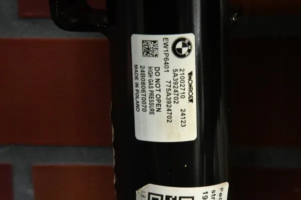 OEM 662358389 Vänster Framknä & Stötdämpare BMW X3 G45 image 3
