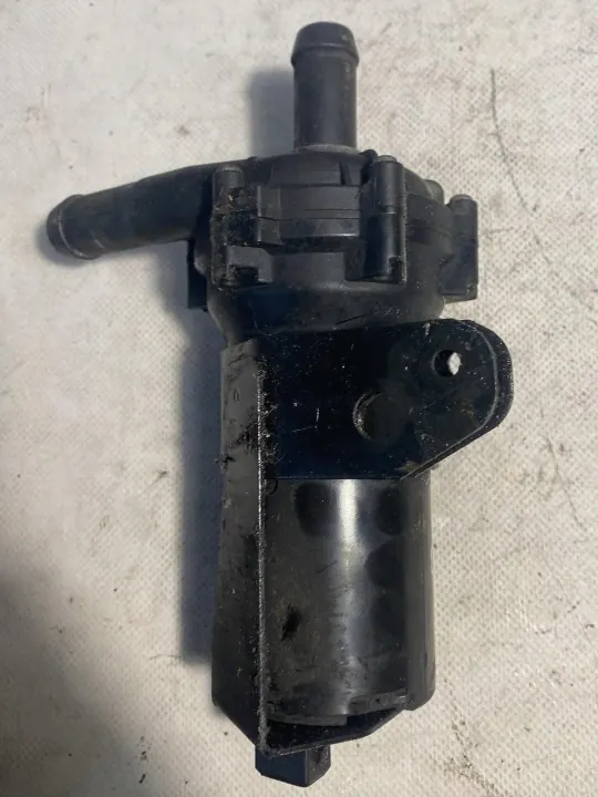 Land Rover Vattenpump OEM 0392022002 - Begagnad image 3