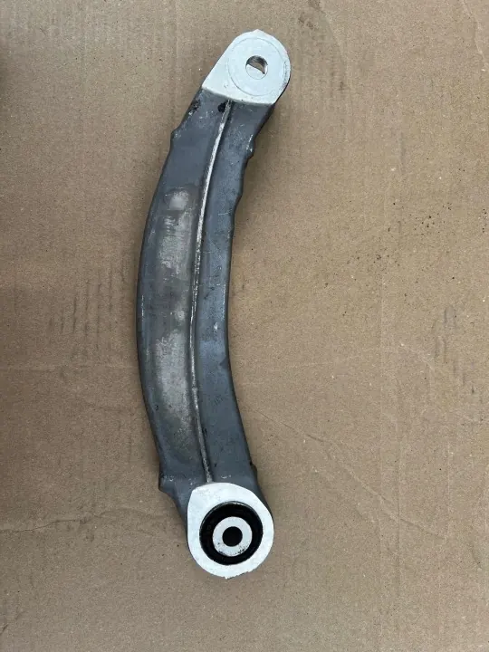 Achter Linker Ophangingsarm OEM ZWROTNICA WAHACZ image 4