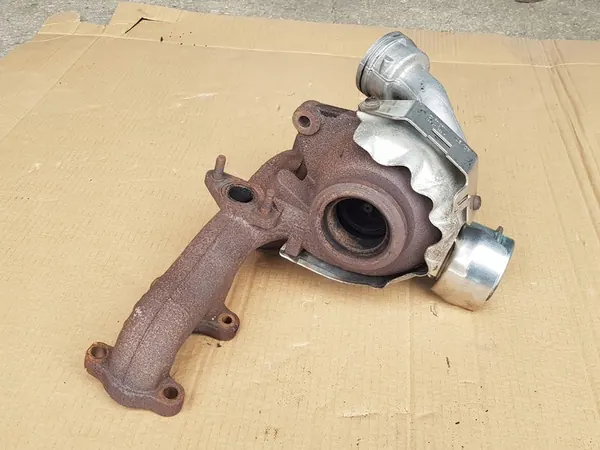 Turbo completo 1.9 TDI 105CV BLS - Reconstruido image 5