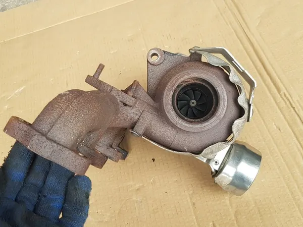 Turbo completo 1.9 TDI 105CV BLS - Reconstruido image 6