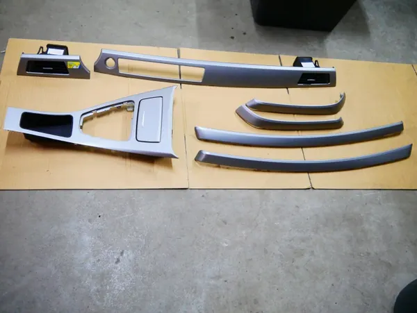 Jeu de Garnitures Console Portière BMW E90 E91 - OEM image 2