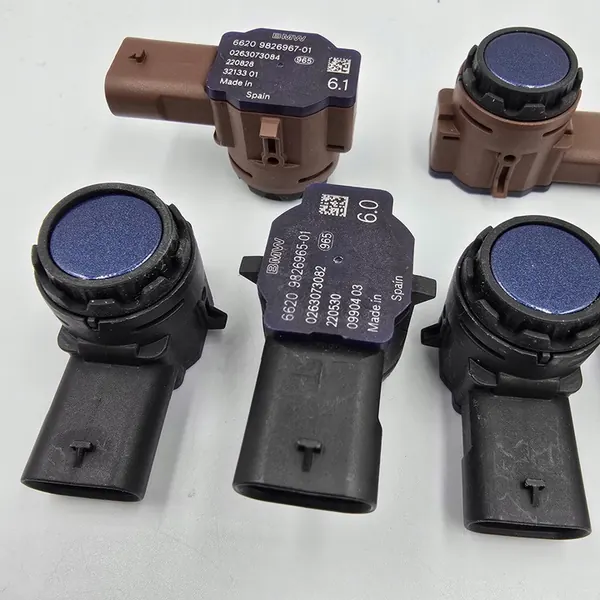 PDC Sensor Set BMW G20 G21 Framsidan OE 9826965 image 2