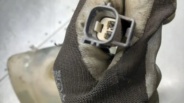 Kühlmittelbehälter Volvo V70 II Lift 05R 30723929 image 7